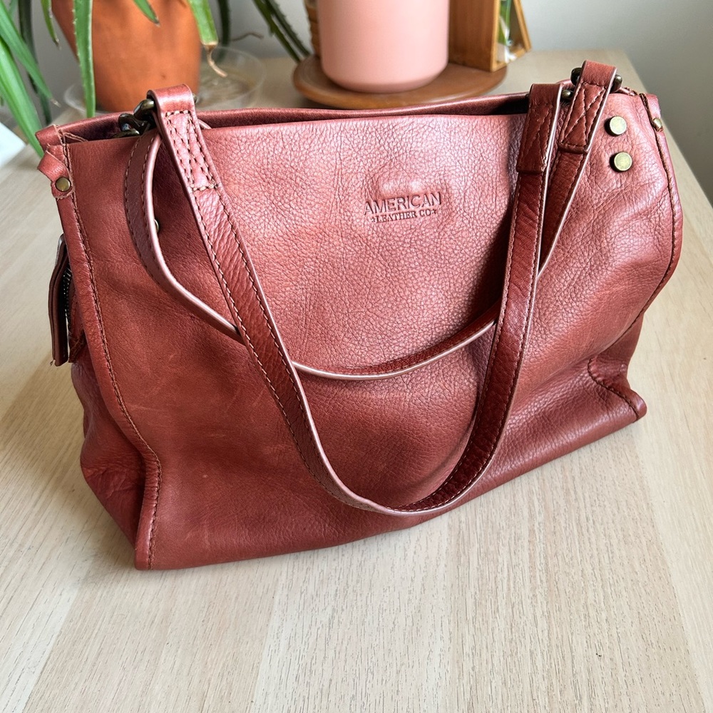 American Leather Co. Bag ✨